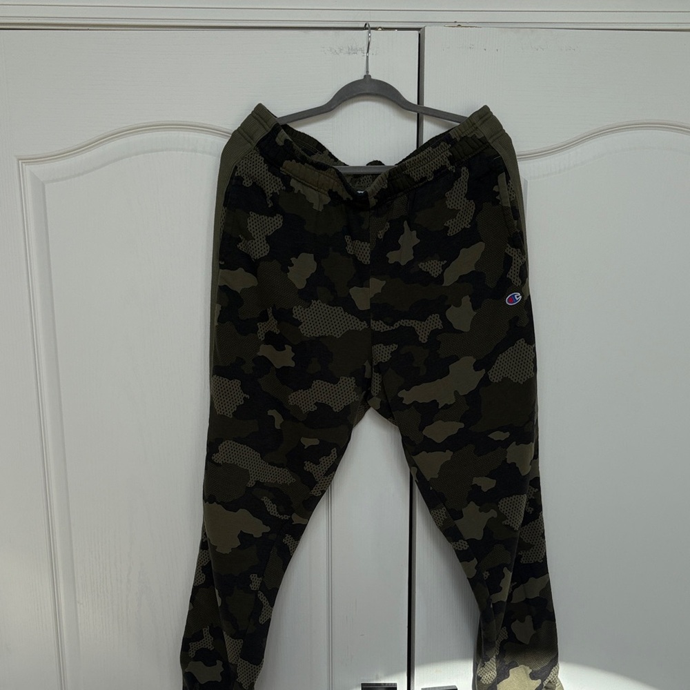 Champion men’s Camo Joggers in Olive and Black